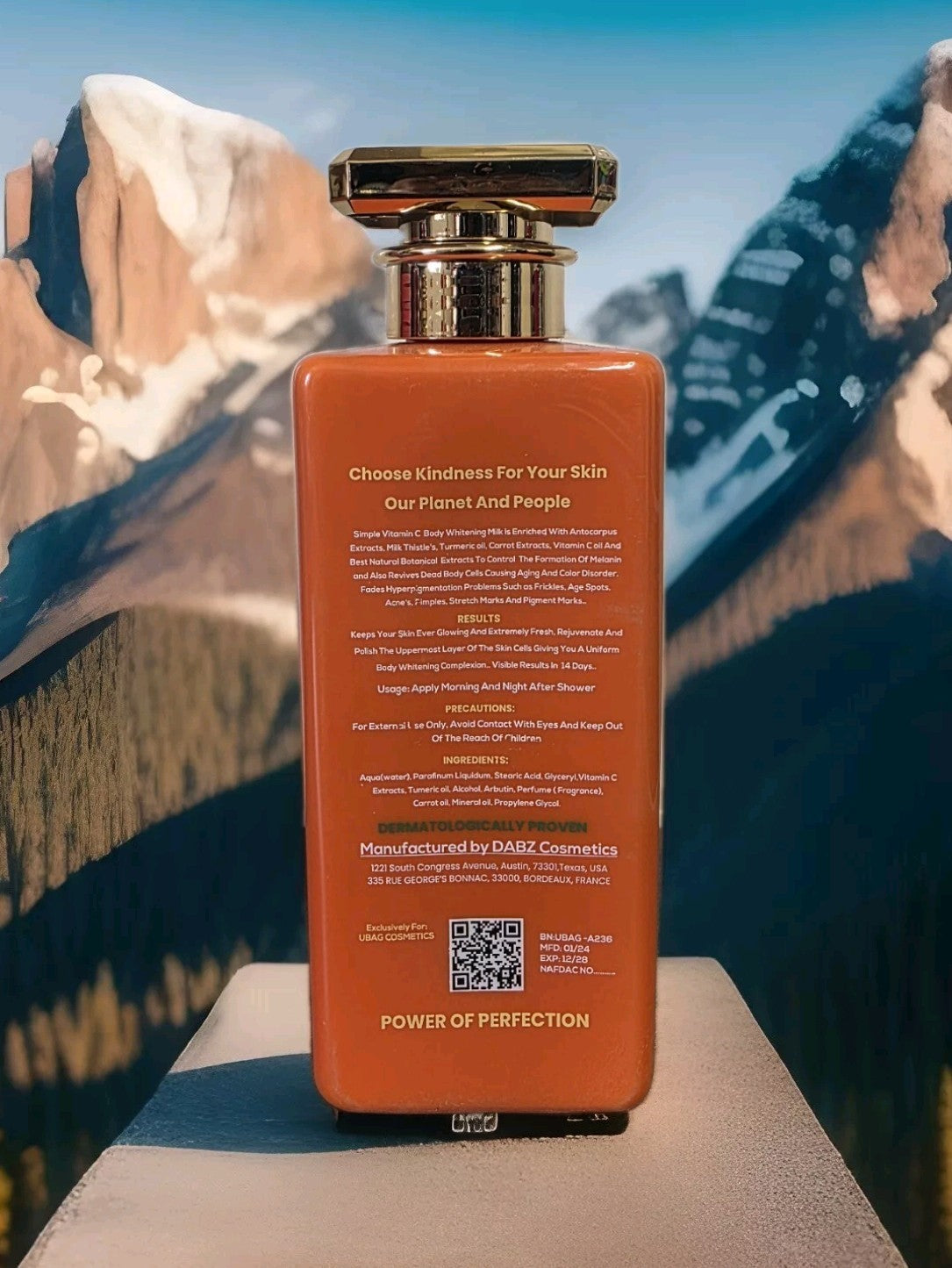 UBAG SIMPLE VITAMIN C WHITENING BODY MILK TUMERIC CARROT OIL 450ml SPF50